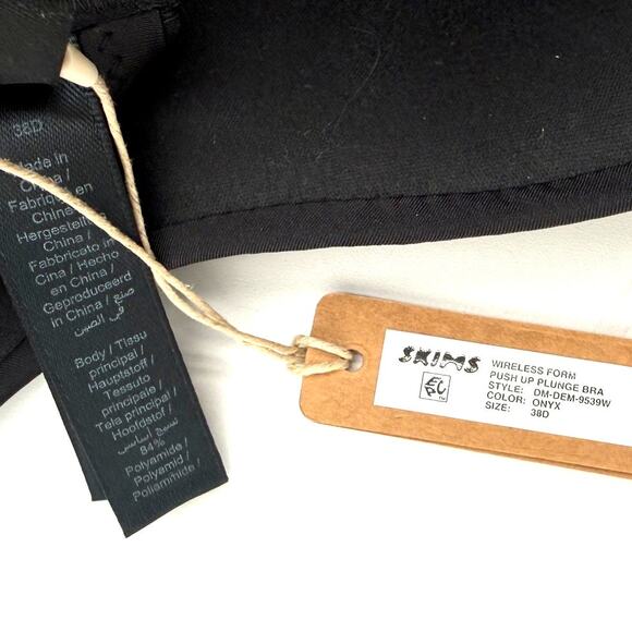 Skims Wireless Form Push-Up Plunge Bra Black Onyx New with tags Size 38D - Picture 4 of 4